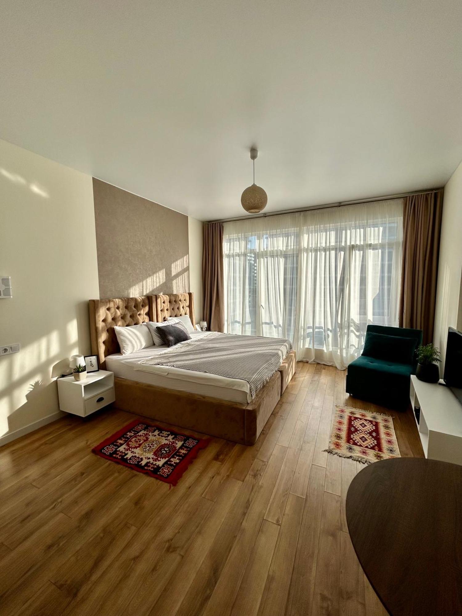 White Apartment Batumi Exterior foto